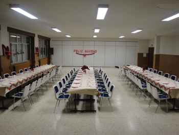 Panorámica del Salón donde se ha celebrado el Cotillón antes de su comienzo.